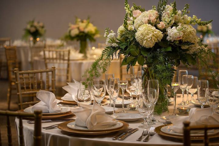 Ballroom/Hall 43 of 50