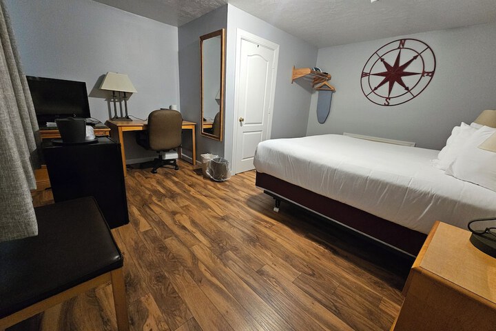 Room 10 of 79