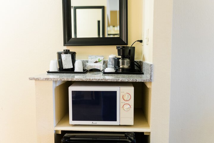 Room 43 of 65