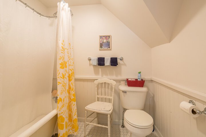 Room 8 of 41