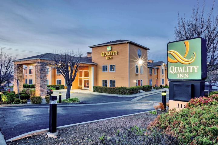 Hotel 3 of 42