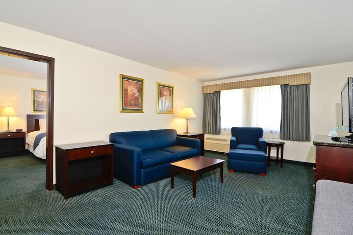 Room 19 of 28