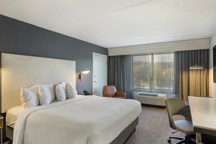 Courtyard by Marriott Rockaway Mount Arlington