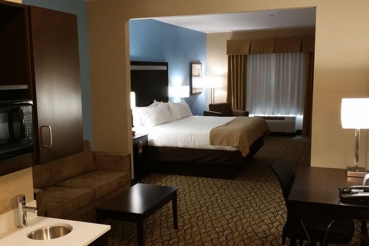 Holiday Inn Express & Suites Atascocita - Humble - Kingwood by IHG