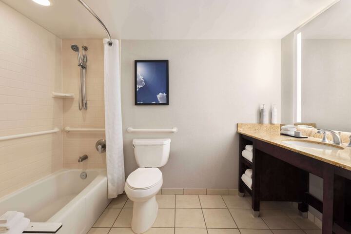 Room 16 of 58