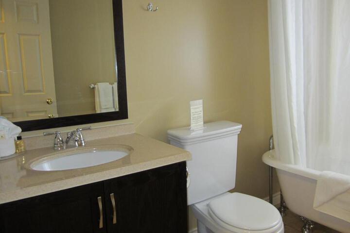 Reynolds Hotel