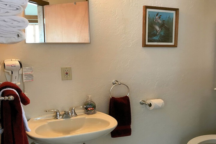 Room 73 of 152