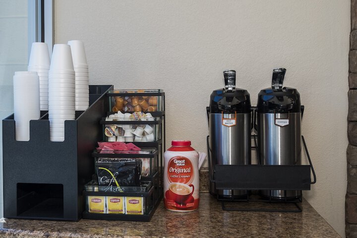 Breakfast/Coffee Service 20 of 22