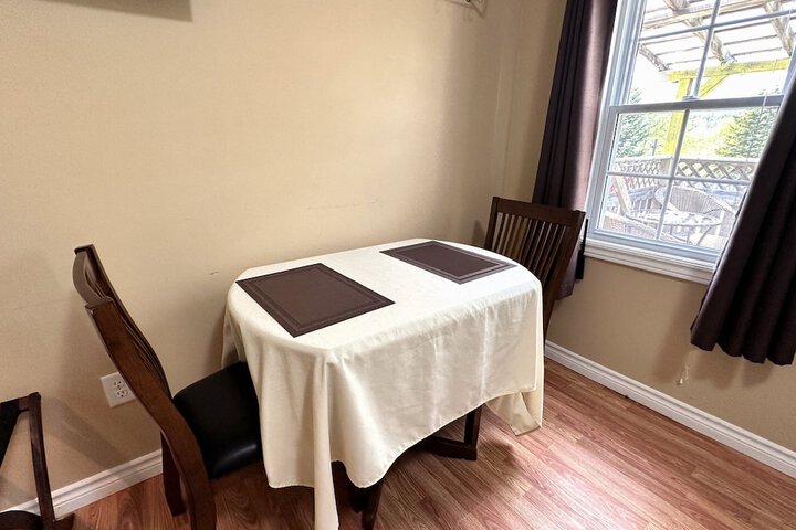 Room 47 of 122