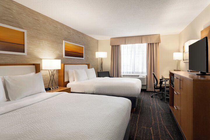 Holiday Inn Saratoga Springs by IHG
