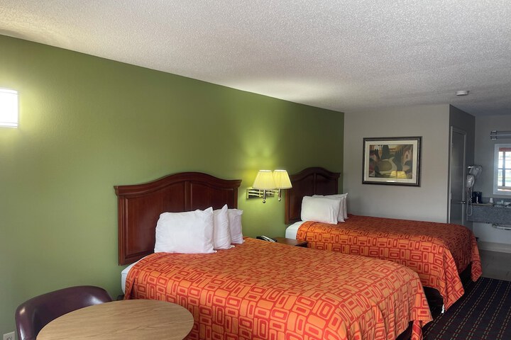 Loyalty Inn Hawkinsville