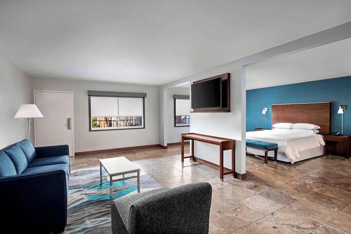 Room 28 of 47