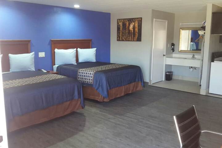 Paris Inn