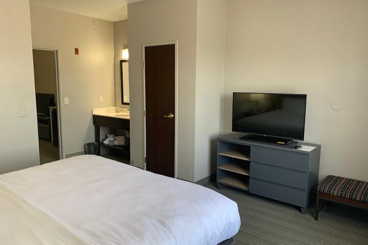 Room 55 of 90