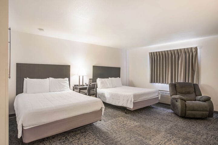 Room 21 of 37