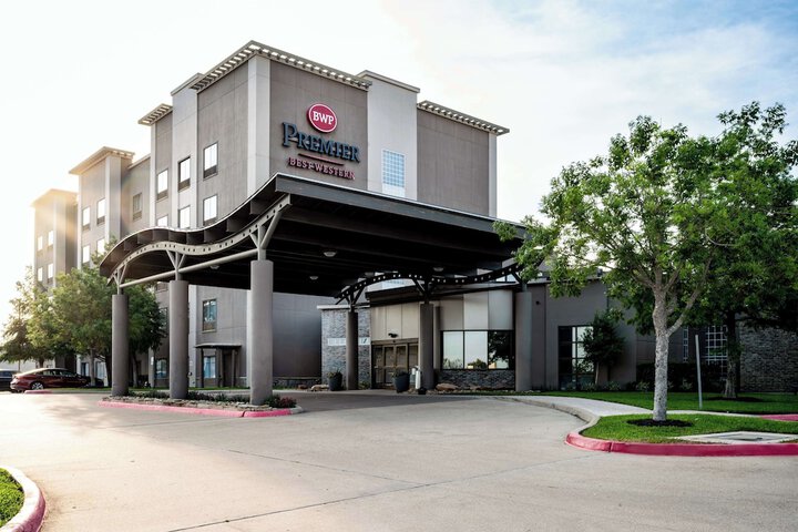 Hotel 4 of 44