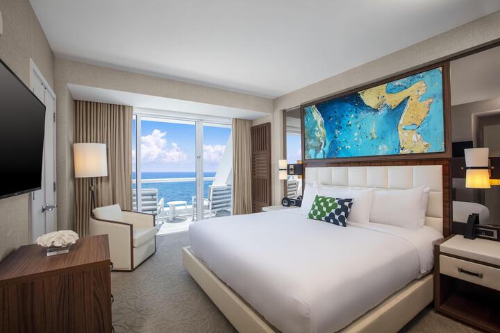 Conrad Fort Lauderdale Beach