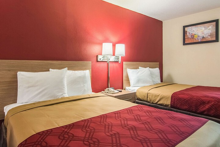 Room 15 of 29