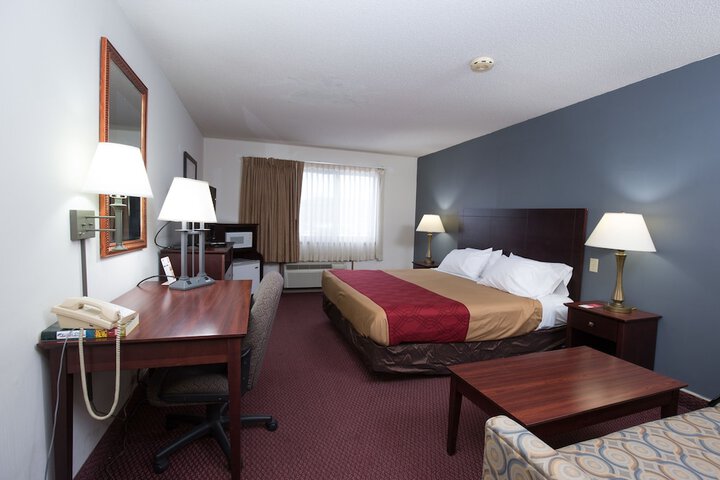Room 29 of 40