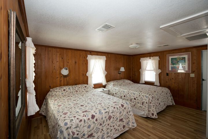 Room 117 of 199