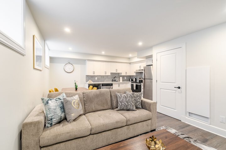 GLOBALSTAY. Luxury Rideau Apartments