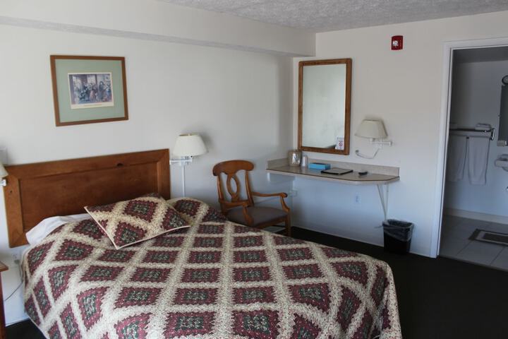 Room 18 of 50