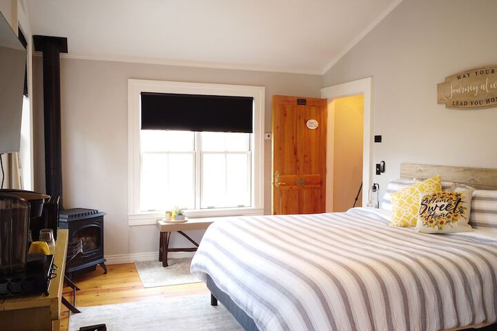 Room 108 of 164