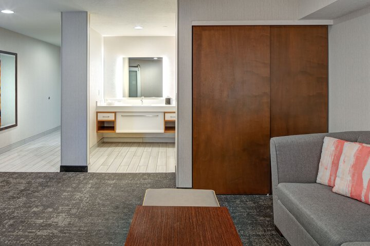 Room 56 of 103