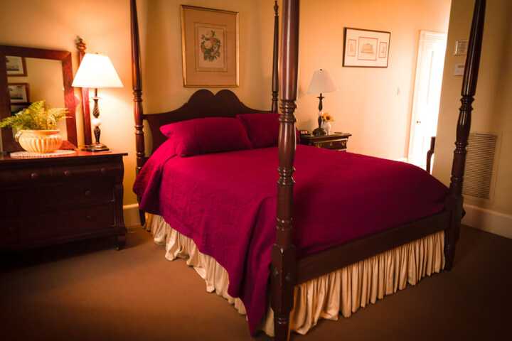 Room 78 of 142