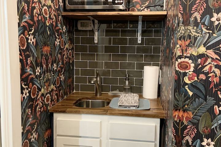 Room 28 of 29