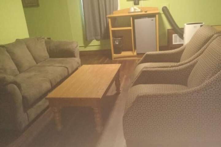 Room 26 of 32