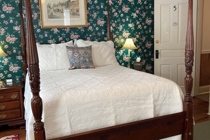 Terrell House B & B