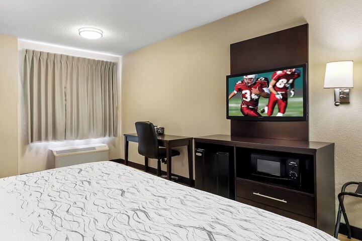 Room 26 of 40