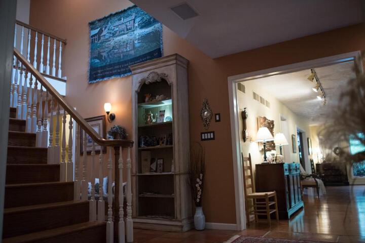 The Inn at White Oak