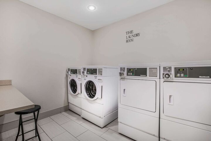 Room 18 of 29