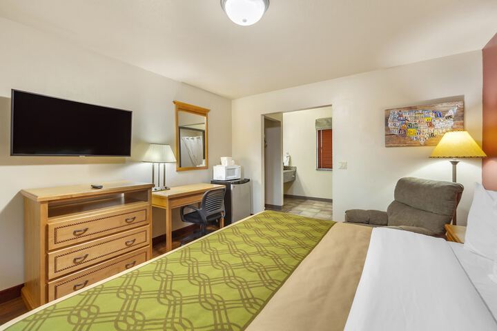 Harmony Inn & Suites