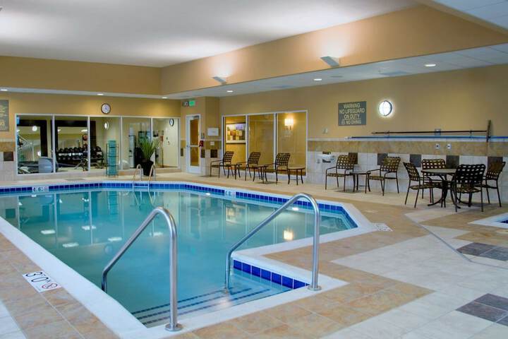 Pool 6 of 37