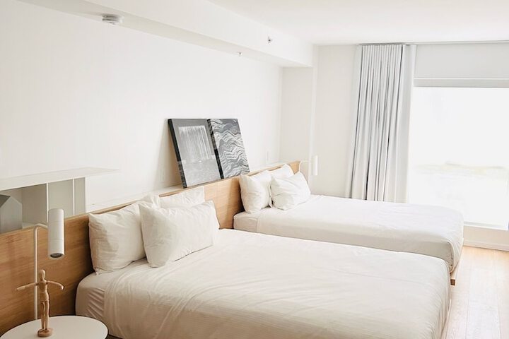 Room 64 of 159