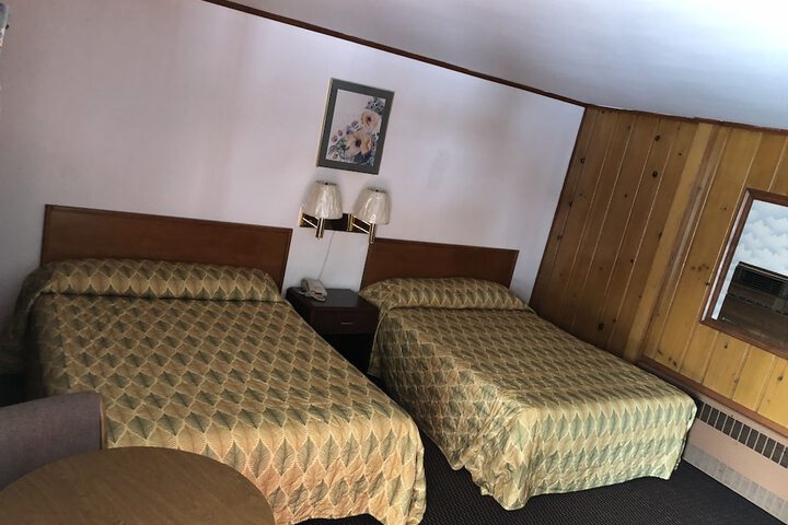 Sun N Snow Hotel