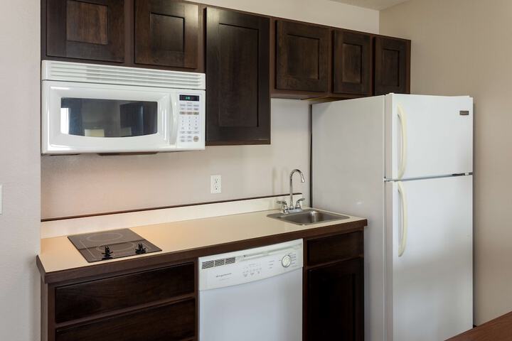 Grandstay Residential Suites Hotel - Sheboygan