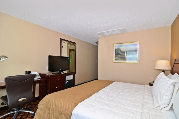 Room 14 of 32
