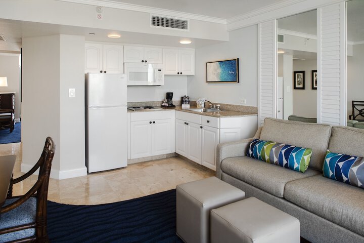 Island Grand at TradeWinds