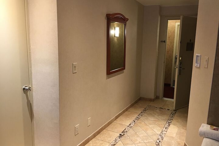 Room 20 of 60