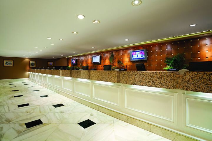 Hotel Interior 9 of 122
