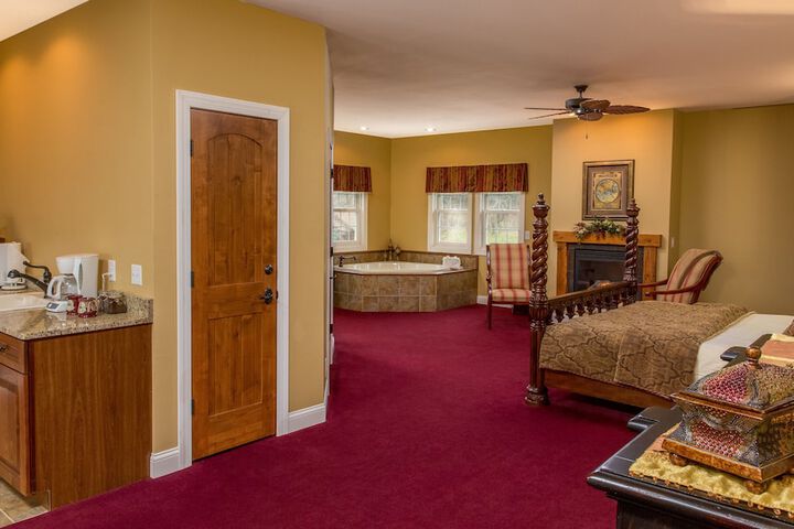 Goldmoor Inn