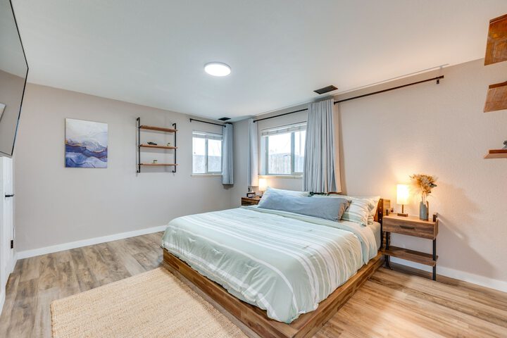 Dog-friendly Arvada Retreat w / Fenced-in Yard!