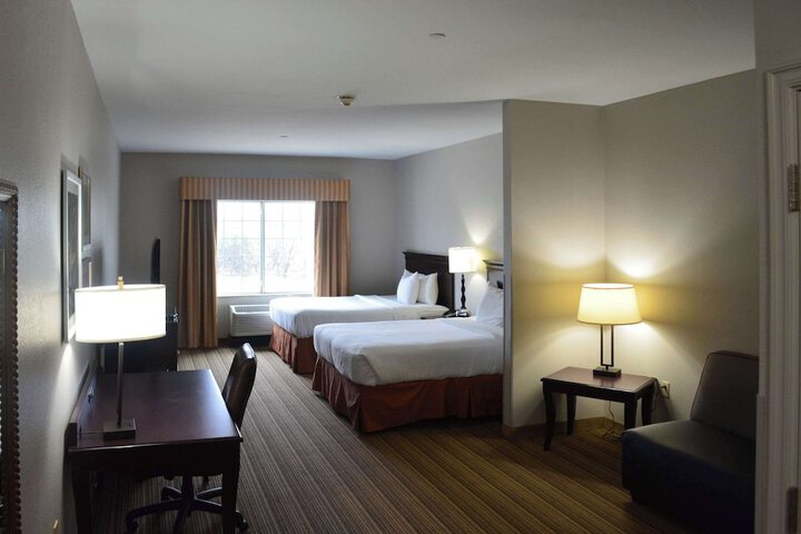 Room 8 of 36