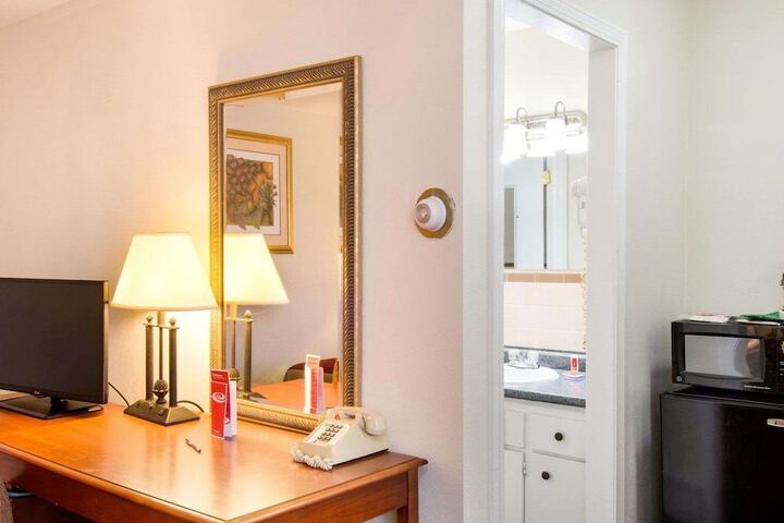 Room 20 of 30