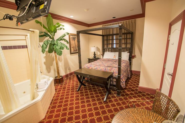 Room 121 of 151