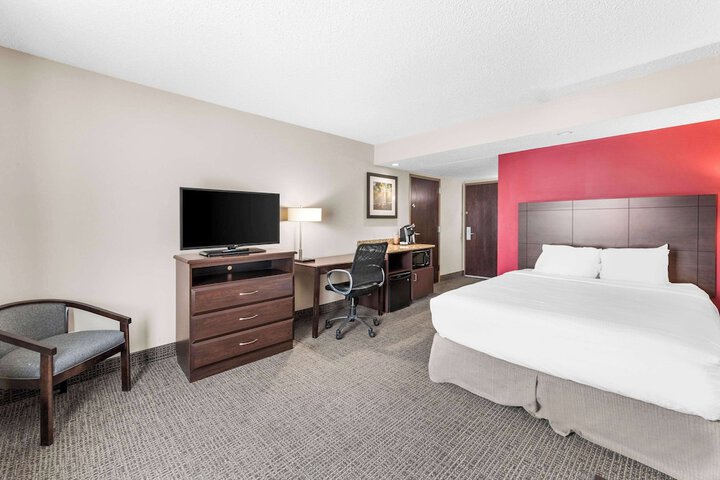 Room 29 of 53